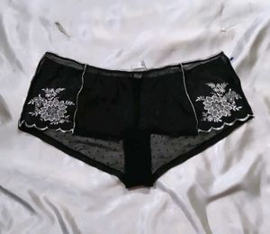 Black panty