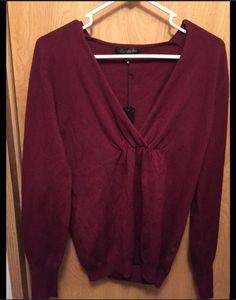 Women’s Burgundy Top