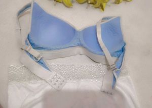 Very Comfortable N Beautiful Bra With Penty