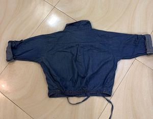 Trendy Cropped Denim Shirt