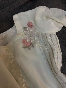 💮🎀Pakistani style embroidered kurti