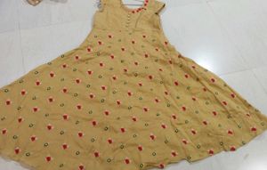 Elegant Embroidered Kurti and Dupatta Set