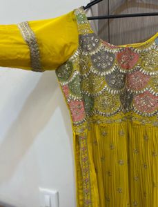 Elegant Yellow Kurta Set