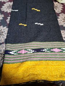 Handwoven Black &amp; Yellow Shawl