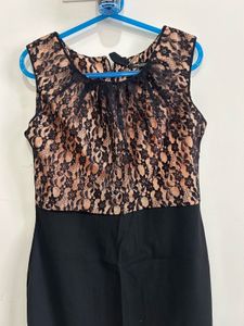Elegant Black Lace Sheath Dress- Park Avenue
