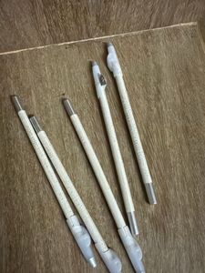 rare colourful eyeliner pencil by miss demi cosmet