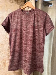 🛍️🛍️🛍️Maroon Patterned Workout T-Shirt,Bust-36