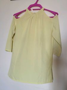 Light Yellow Cold Shoulder Top Veromoda