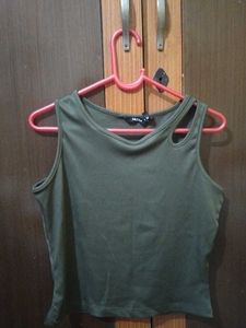 Ribbed Cut-Out Tank Top