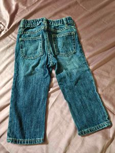 Cute unisex Jeans with Patch Detail