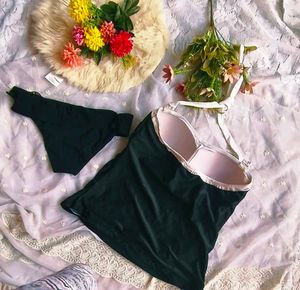 Stylish Black Bandeau Swim Top with penty