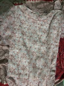 free delivery Floral Print Top
