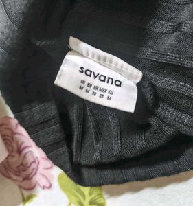 gwen stacy academia coquette savana newme top