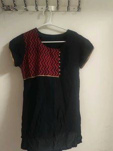 Stylish Black short Kurta with Red Zigzag Print