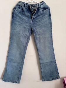 Stylish Blue Wash Jeans