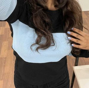 Color Block Sweatshirt