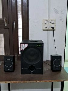 LG Subwoofer