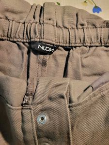 brown baggy jeans