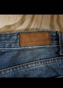 Distressed Blue Jeans with Stripes