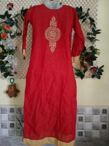 Elegant Red Embroidered Kurti