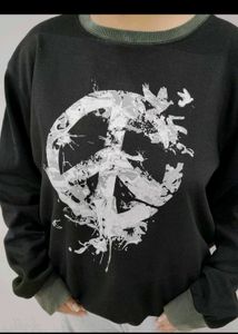 WYQ Graphic Print Sweatshirt