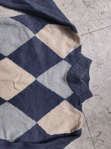 Argyle Turtleneck Sweater- Size is small