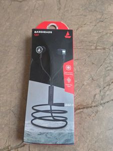 boAt Bassheads 152 Wired Earphones