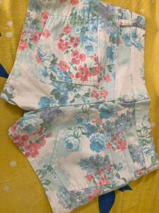 Casual Multicolour Short