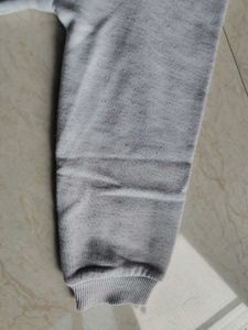 Cute Animal Planet Sweatshirt for 4-5 years boys