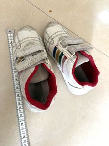 White Sport Shoes with Stripes