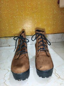 Chunky Heel Lace-Up Boots
