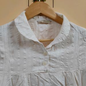 Brand: HAUTE Off White Formal Top