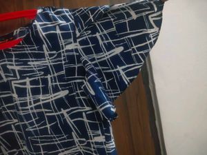 Stylish Blue &amp; White Printed Top medium size