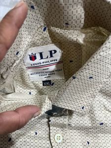 Louis Philippe Men's Classic Shirt