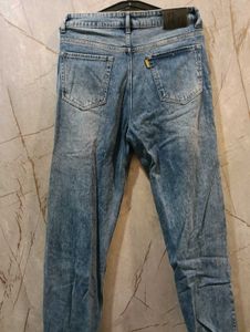 Light Wash Denim Jeans (size-32)