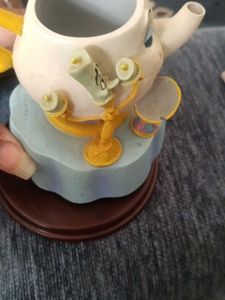 Disney show piece with music and dancing