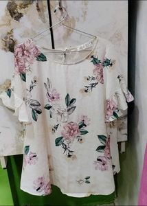 Floral Print Ruffle Sleeve Top