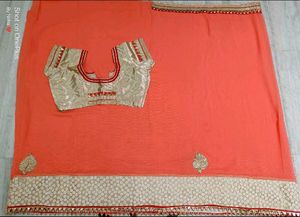 🇳🇿💫🎀Elegant Orange &amp; Gold Embroidered Saree