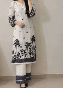 Chic White &amp; Black Palm Tree Kurta Set