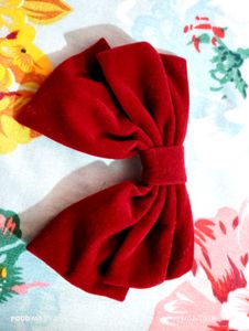 Red Hair Bow Clip and poco m6 pro phone cover