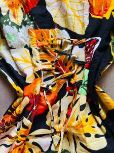 Vibrant Tropical Print Long Sleeve Top