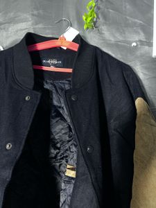 Stylish Men's Bomber Jacket