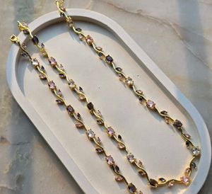 viral Rapunzel tulip necklace and wristlet set