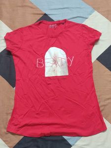 Red "Beauty" Graphic T-Shirt