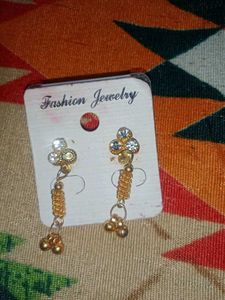 Earring &amp; Accessory Bundle - 5 Items