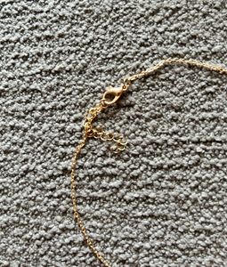 Minimal Gold Solitaire Pendant Necklace