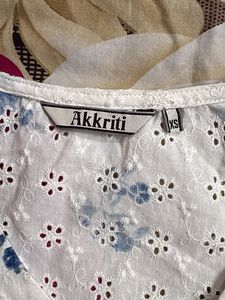 Chic White Floral Broderie Top