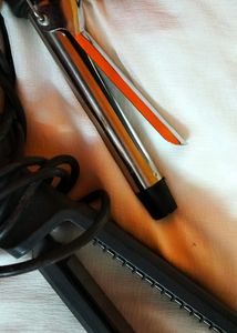 COMBO OF STRAIGHTENER AND CURLER 😍