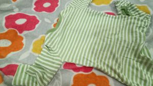 Sale🎊🎊 Set Of 4 Baby Rompers