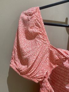 Floral Puff Sleeve Smocked Top